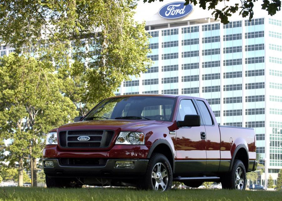  Ford F-150 SuperCab 2004 года  (фото 1 из 47)
